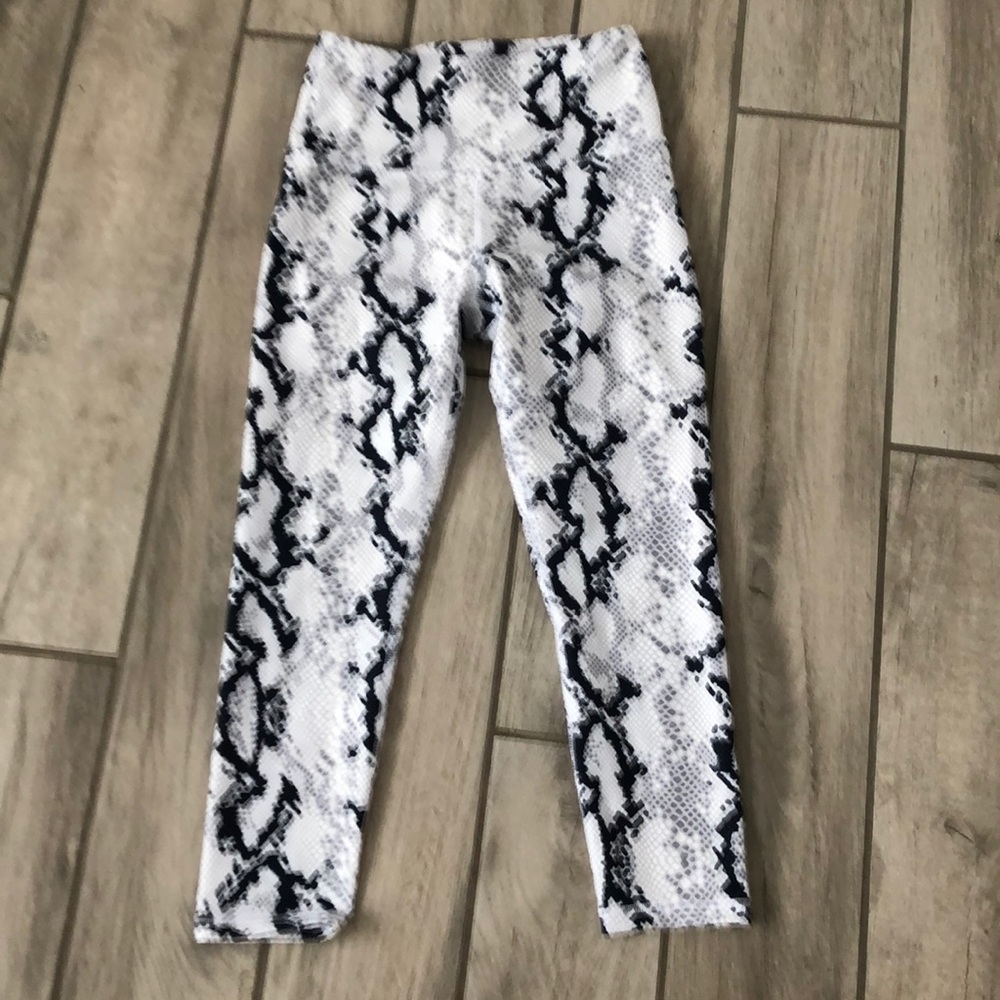 Balance collection leggings